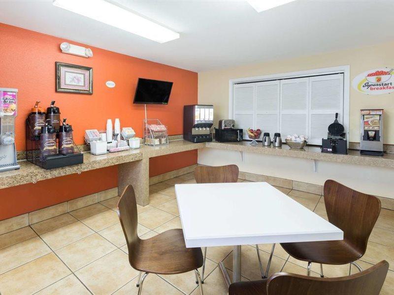 Мотель Super 8 By Wyndham Baton Rouge/I-10 Prairieville Экстерьер фото