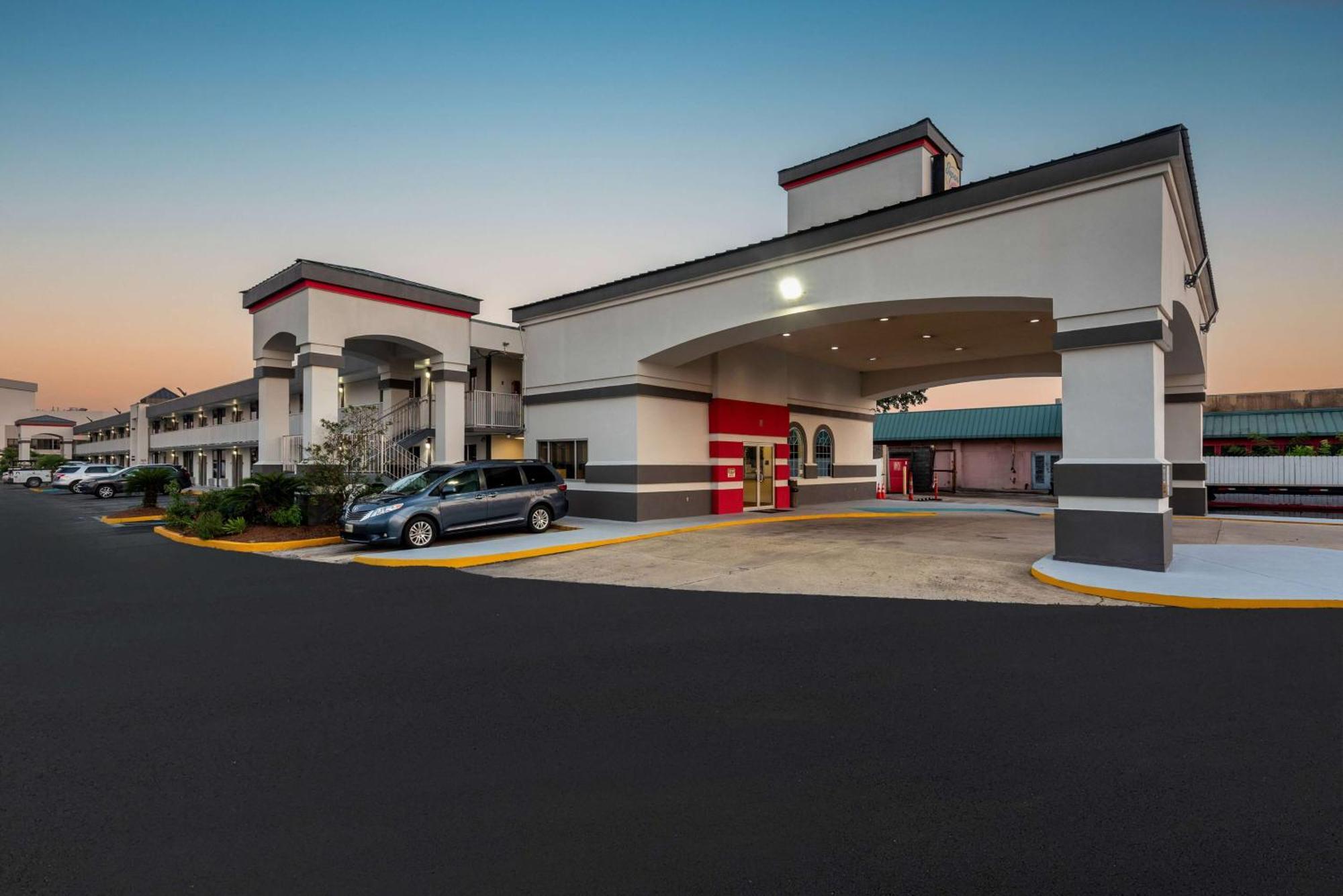 Мотель Super 8 By Wyndham Baton Rouge/I-10 Prairieville Экстерьер фото